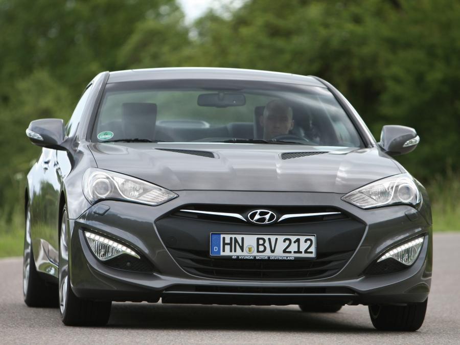  Hyundai Genesis Coupe 2012 года  (фото 6 из 16)